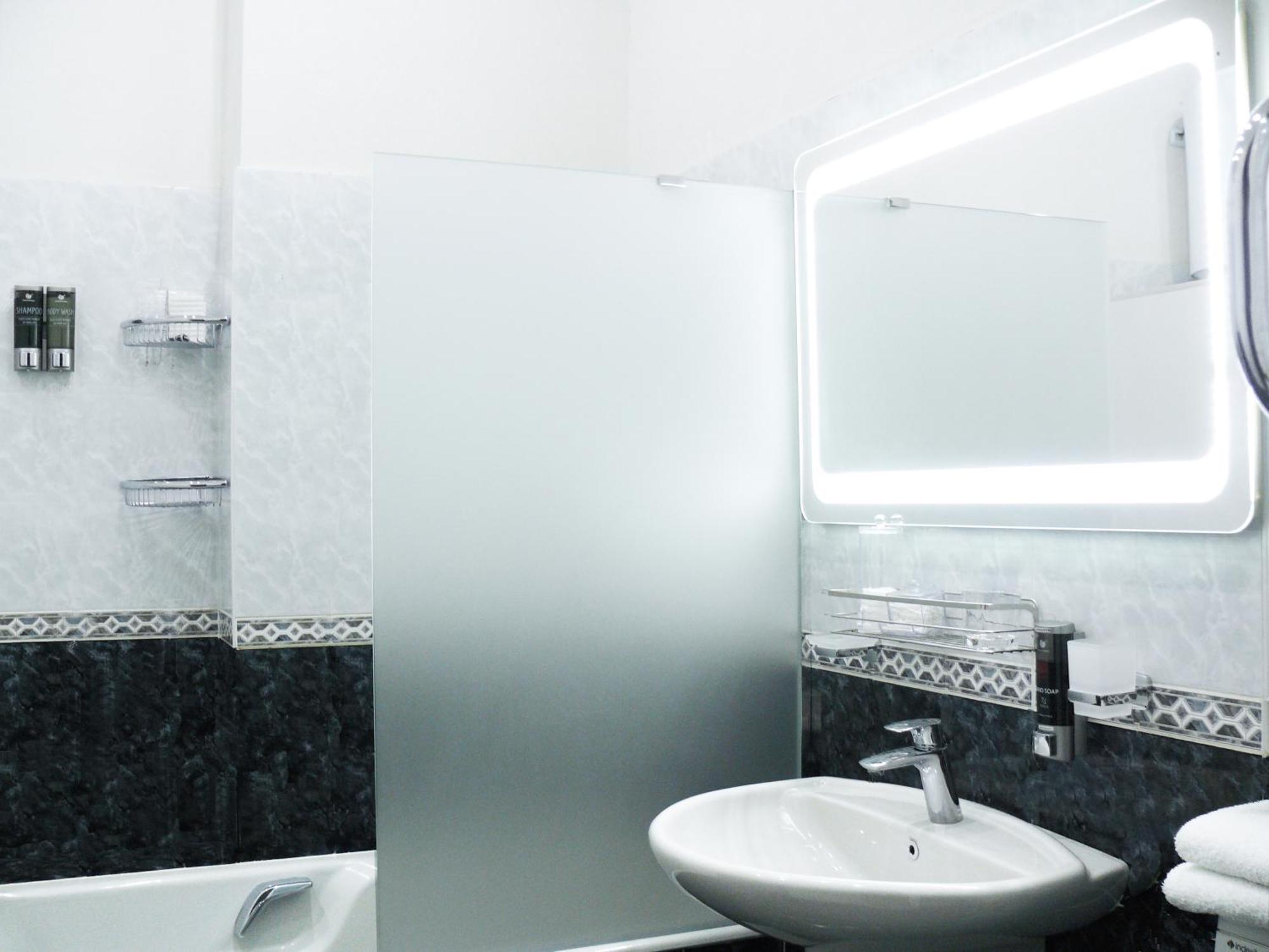 Apartment Luxury Centre Located Kiev Eksteriør bilde