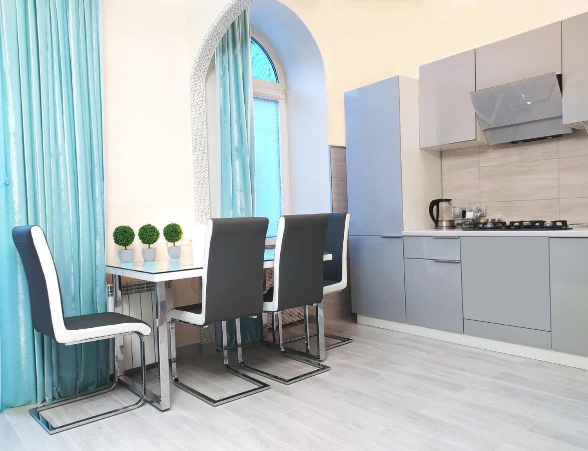 Apartment Luxury Centre Located Kiev Eksteriør bilde