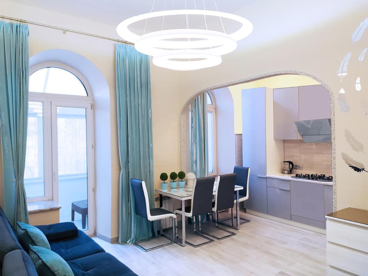 Apartment Luxury Centre Located Kiev Eksteriør bilde